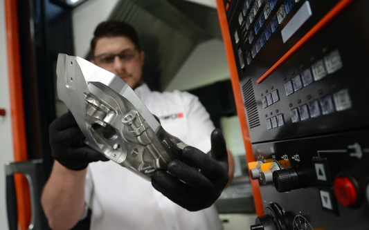 920e recruits AP Racing chief designer to drive innovation
